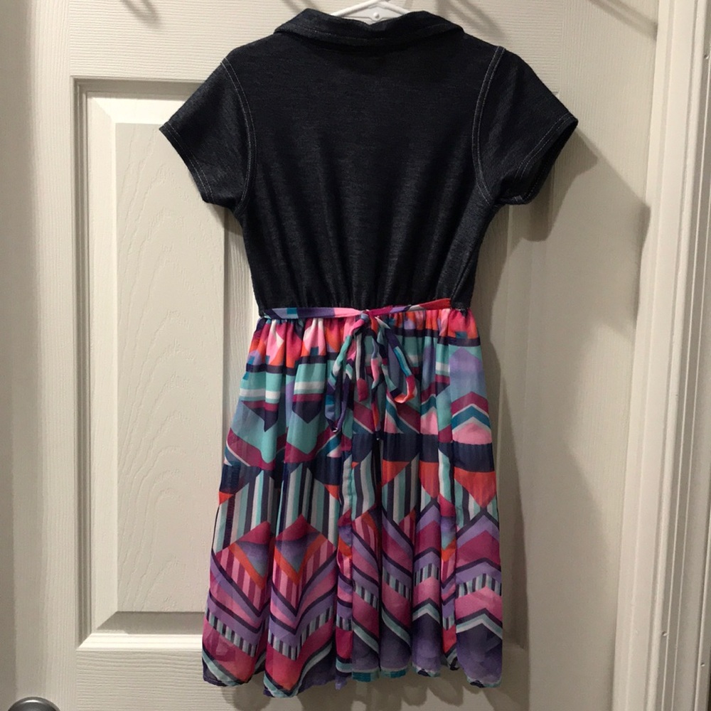 Dress - Picture 2 of 5